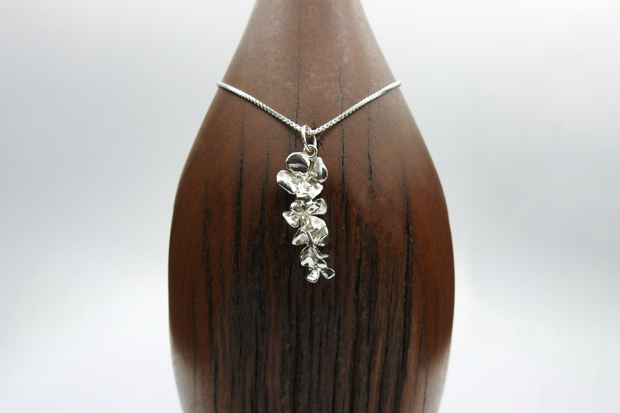Flower Arrangement Pendant