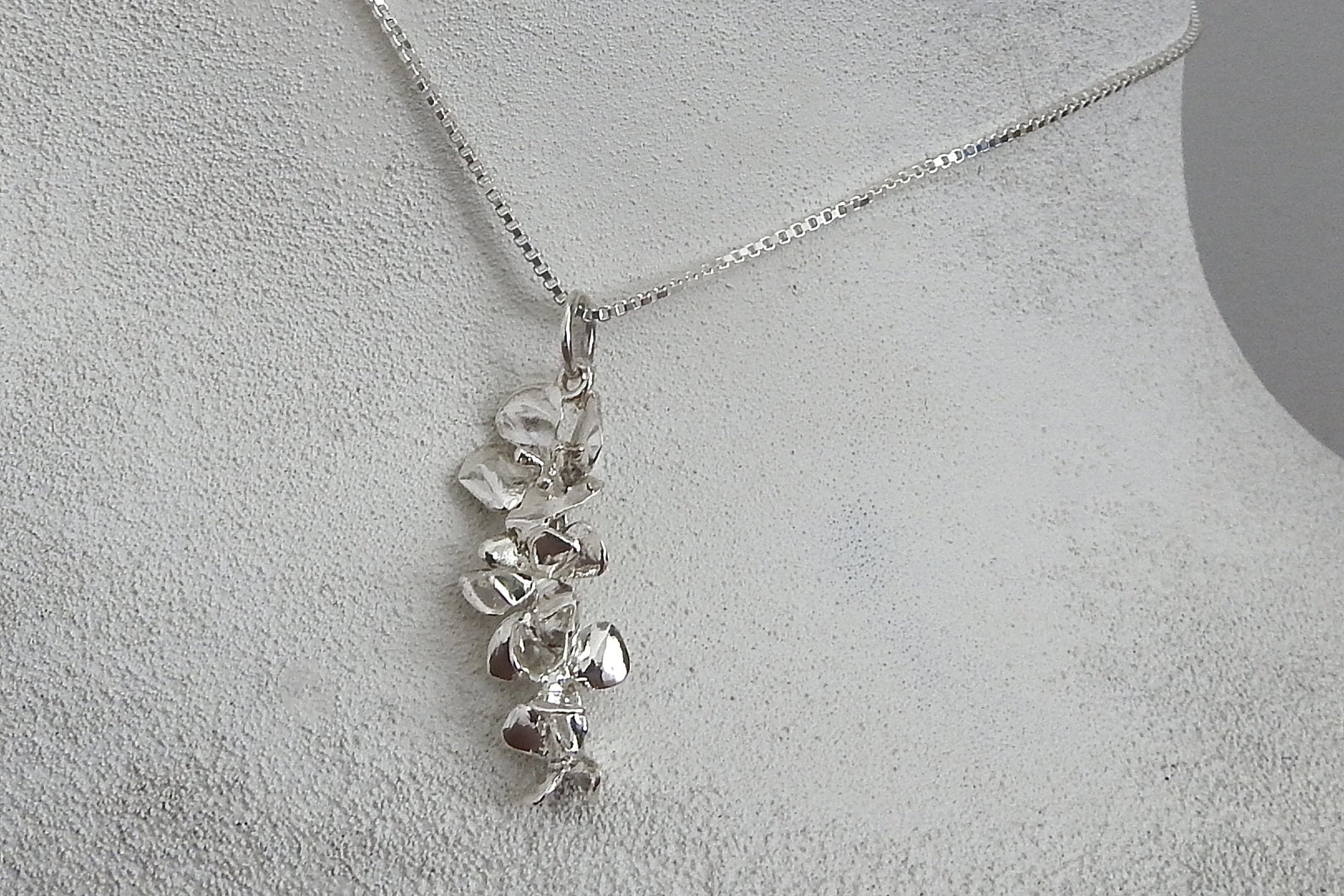 Flower Arrangement Pendant