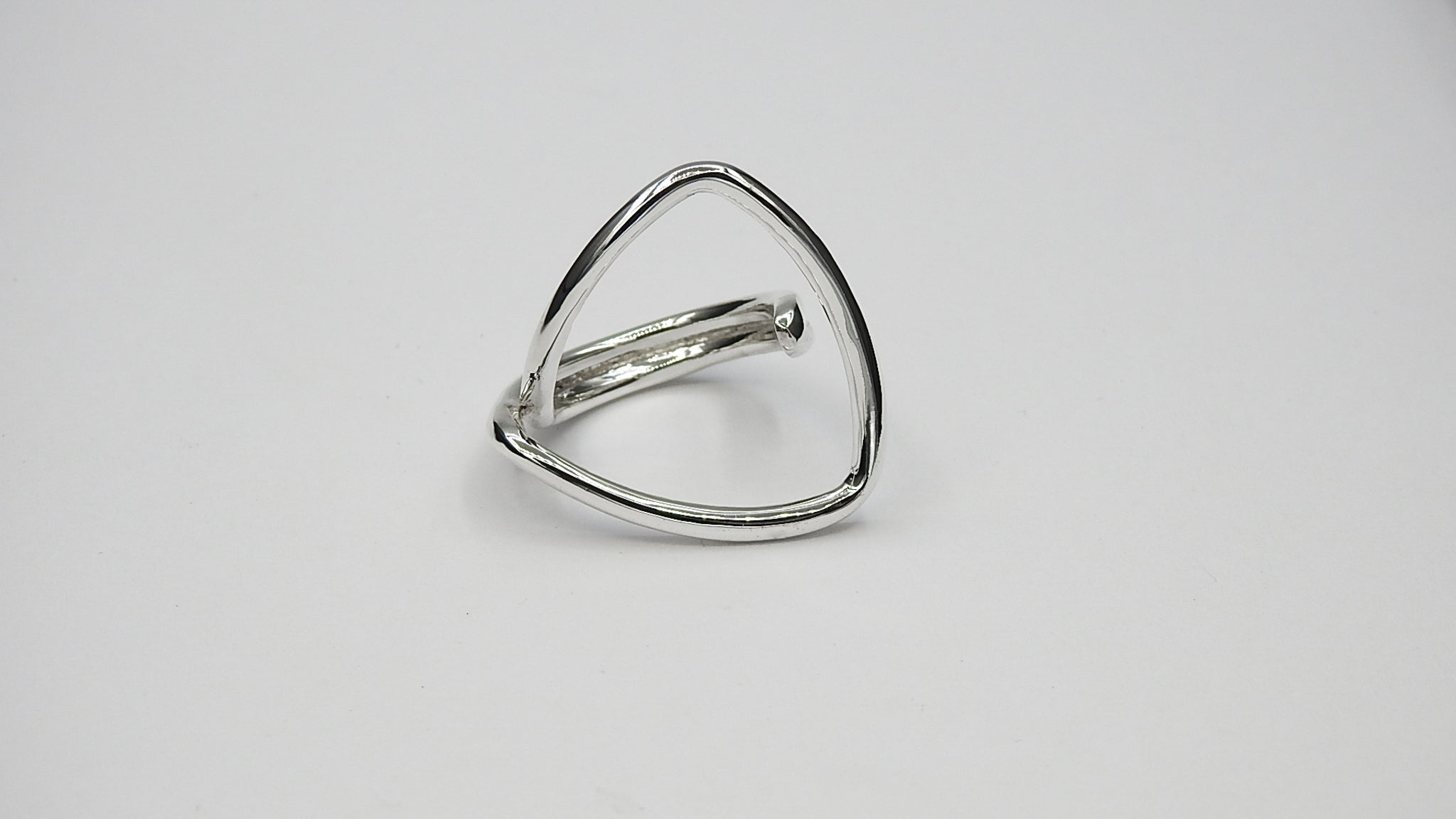 Thin Triangle Ring